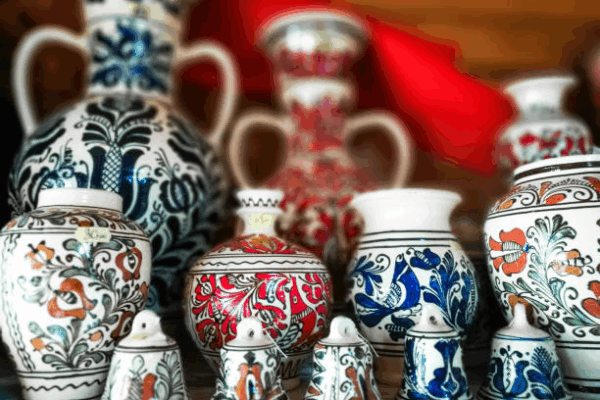 Косівська кераміка — барви Гуцульщини у візерунках і традиціях поколінь