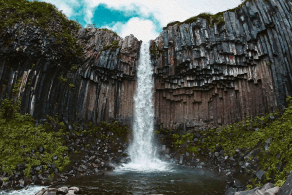 Базальтові стовпи: природне диво Рівненщини