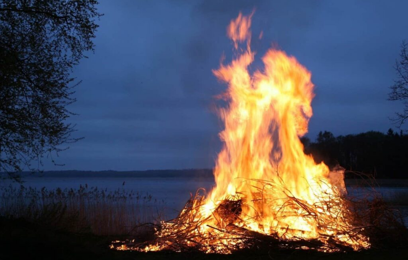 Сонник: вогонь у сні та його значення